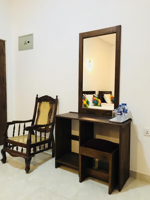 Pearl House Resort Анурадхапура Екстериор снимка