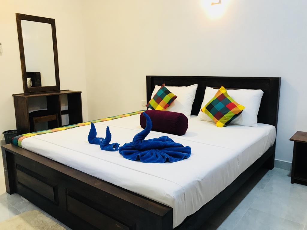 Pearl House Resort Анурадхапура Екстериор снимка