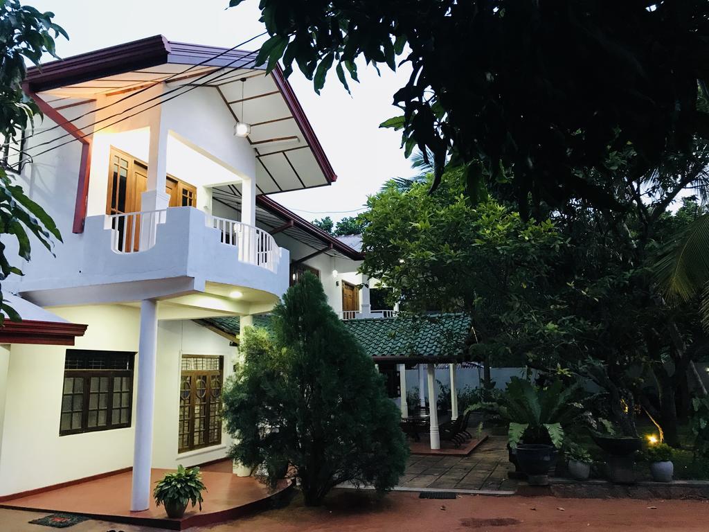 Pearl House Resort Анурадхапура Екстериор снимка