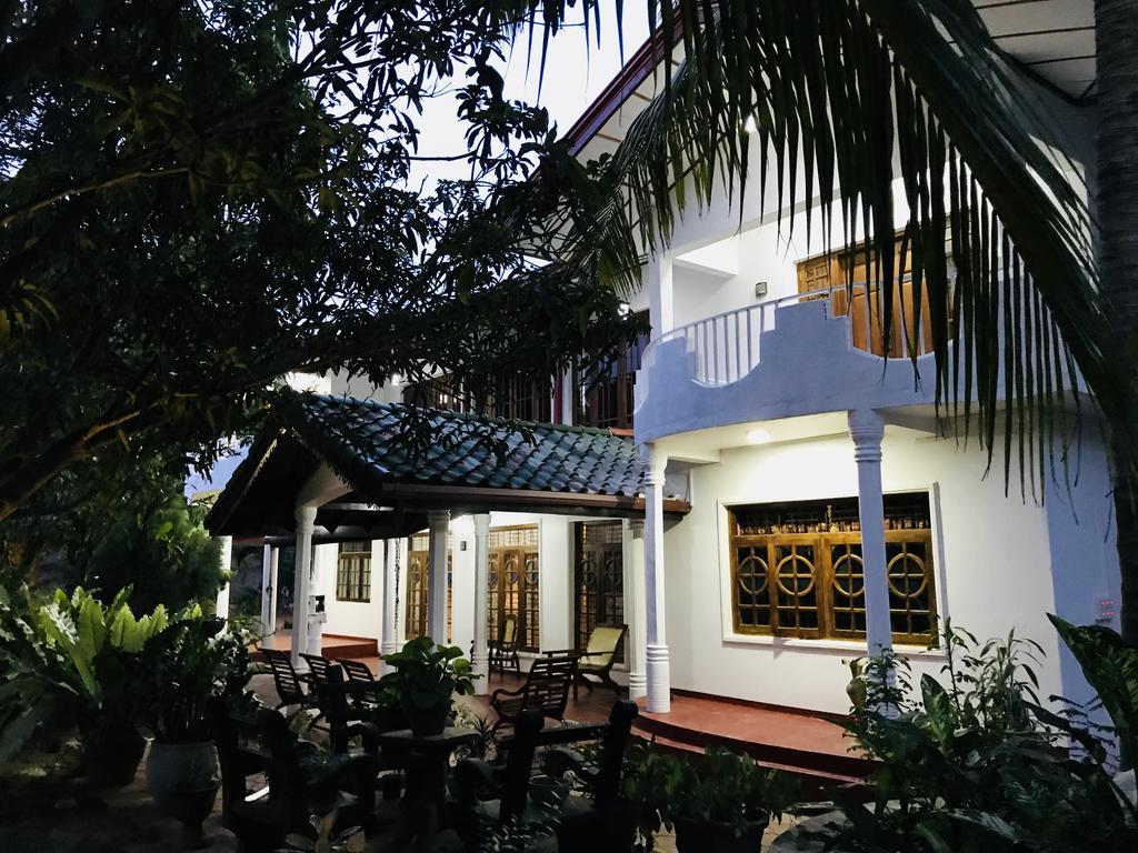 Pearl House Resort Анурадхапура Екстериор снимка
